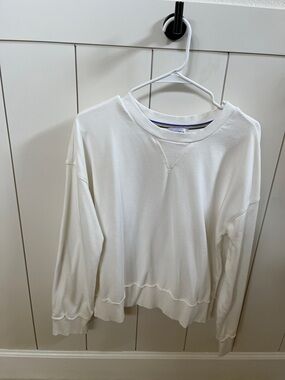 Evereve White Crewneck Sweatshirt with Color-Trim Neckline